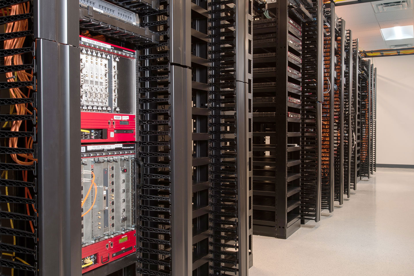 construction_management_mass_electronic_labs_Broadcom2
